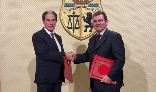 M. Abderrahim Zouari, Vice Président de la STAFIM et M. Jean-Christophe Quémard, Directeur de la région Moyen-Orient et Afrique du Groupe PSA , 29-11-16