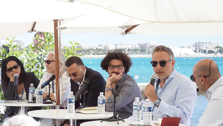 Les panélistes Lamia Chraibi, Dora Bouchoucha, Salem Brahimi, Mohamed Al Daradji et Mohamed Hefzy