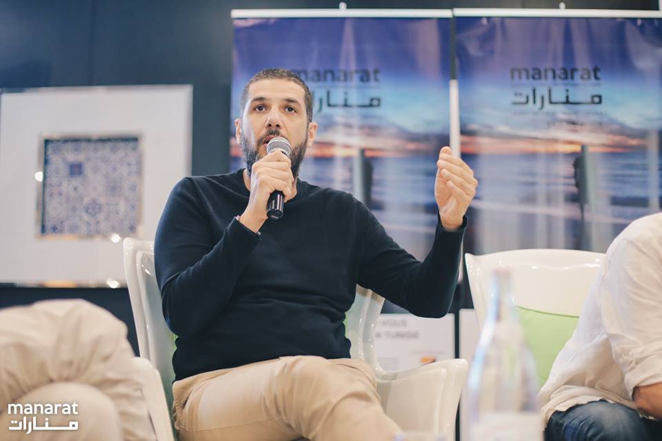 Nabil Ayouch partipant à un panel - Festival Manarat.